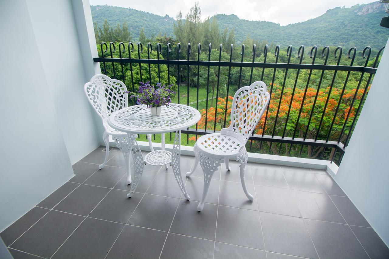 דירות מו סי Courtyard Khaoyai By Jp מראה חיצוני תמונה