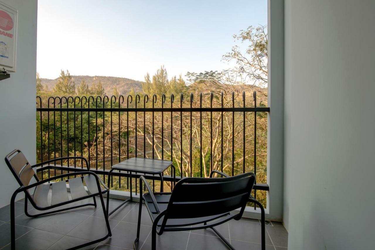 דירות מו סי Courtyard Khaoyai By Jp מראה חיצוני תמונה