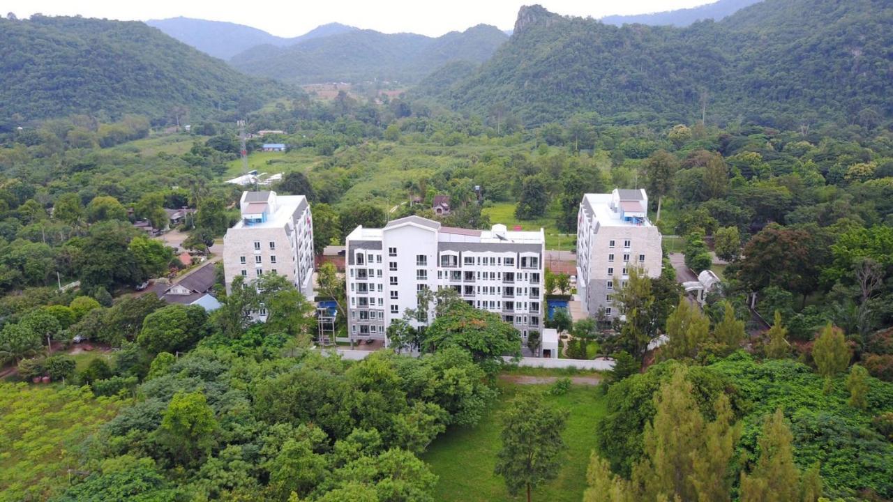 דירות מו סי Courtyard Khaoyai By Jp מראה חיצוני תמונה